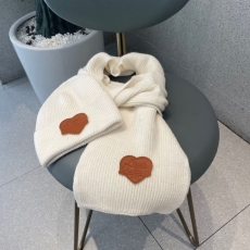 Louis Vuitton Caps Scarfs